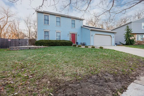 $339,900 | 2004 Hidden Lake Drive, Bloomington, IL 61704