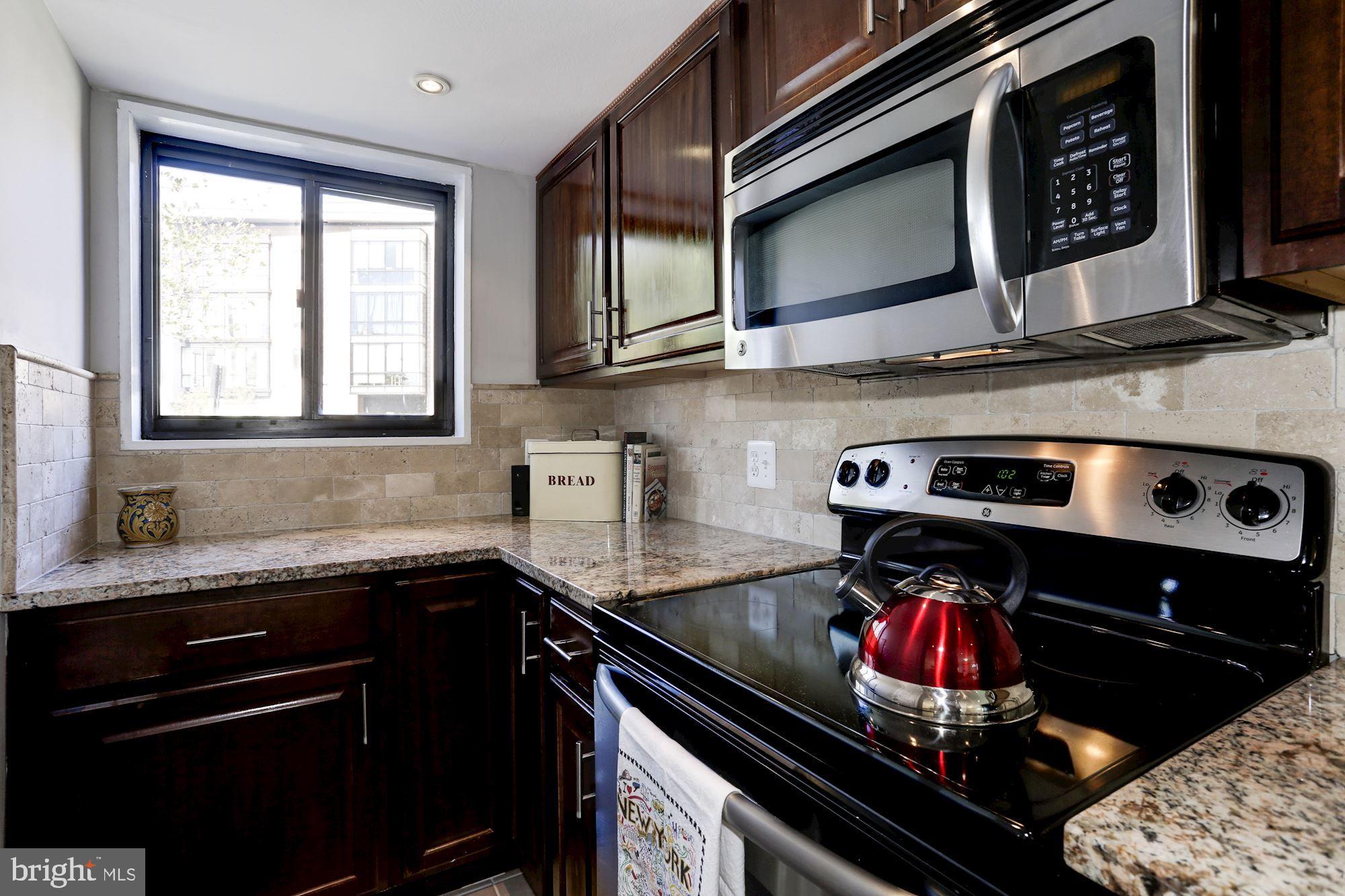 1331 I Street Northeast Washington, DC 20002 - Photo 15 of 41 Kitchen