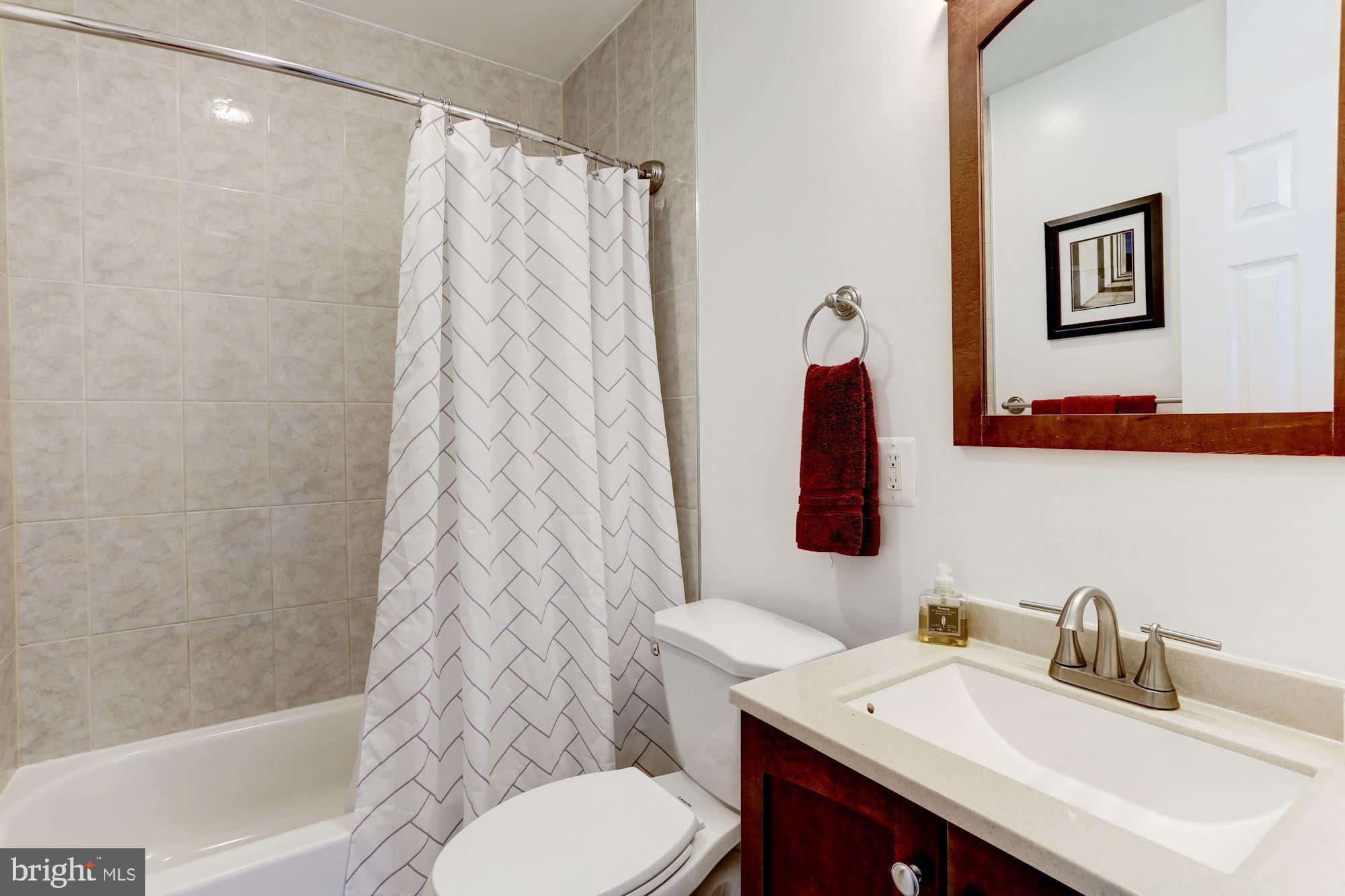 1331 I Street Northeast Washington, DC 20002 - Photo 33 of 41 Second-Level Full-Bath