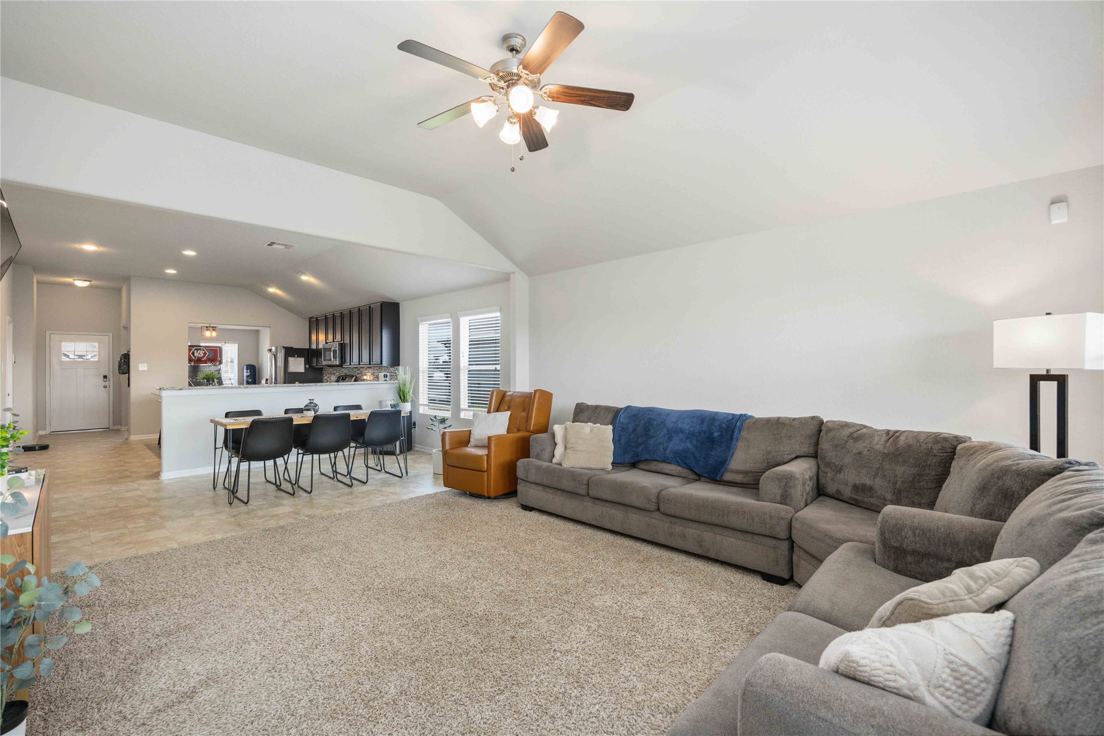 2639 Zephyr Lane Rosenberg, TX 77471 - Photo 11 of 19