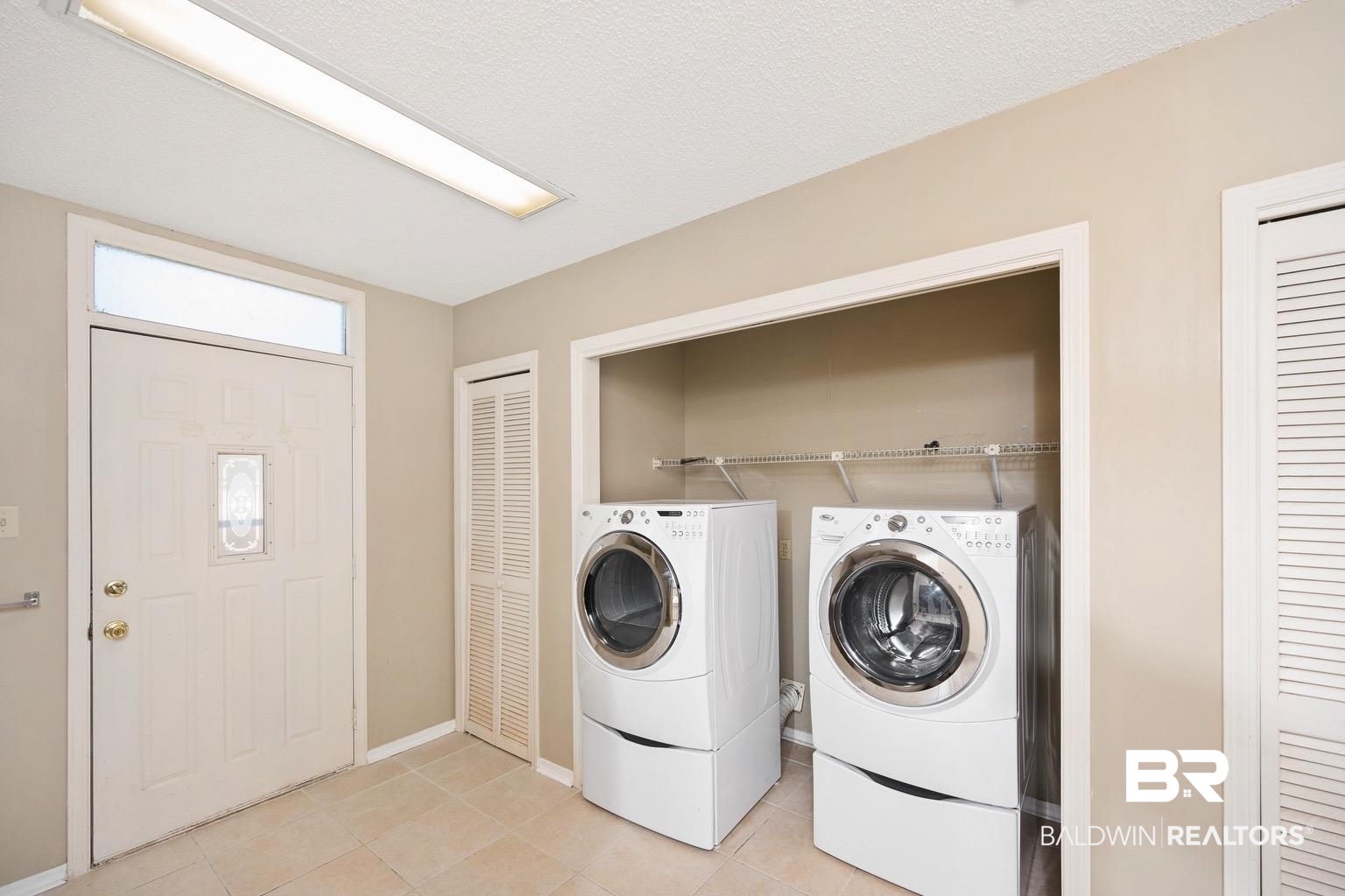 4162 Government Boulevard Mobile, AL 36693 - Photo 15 of 20