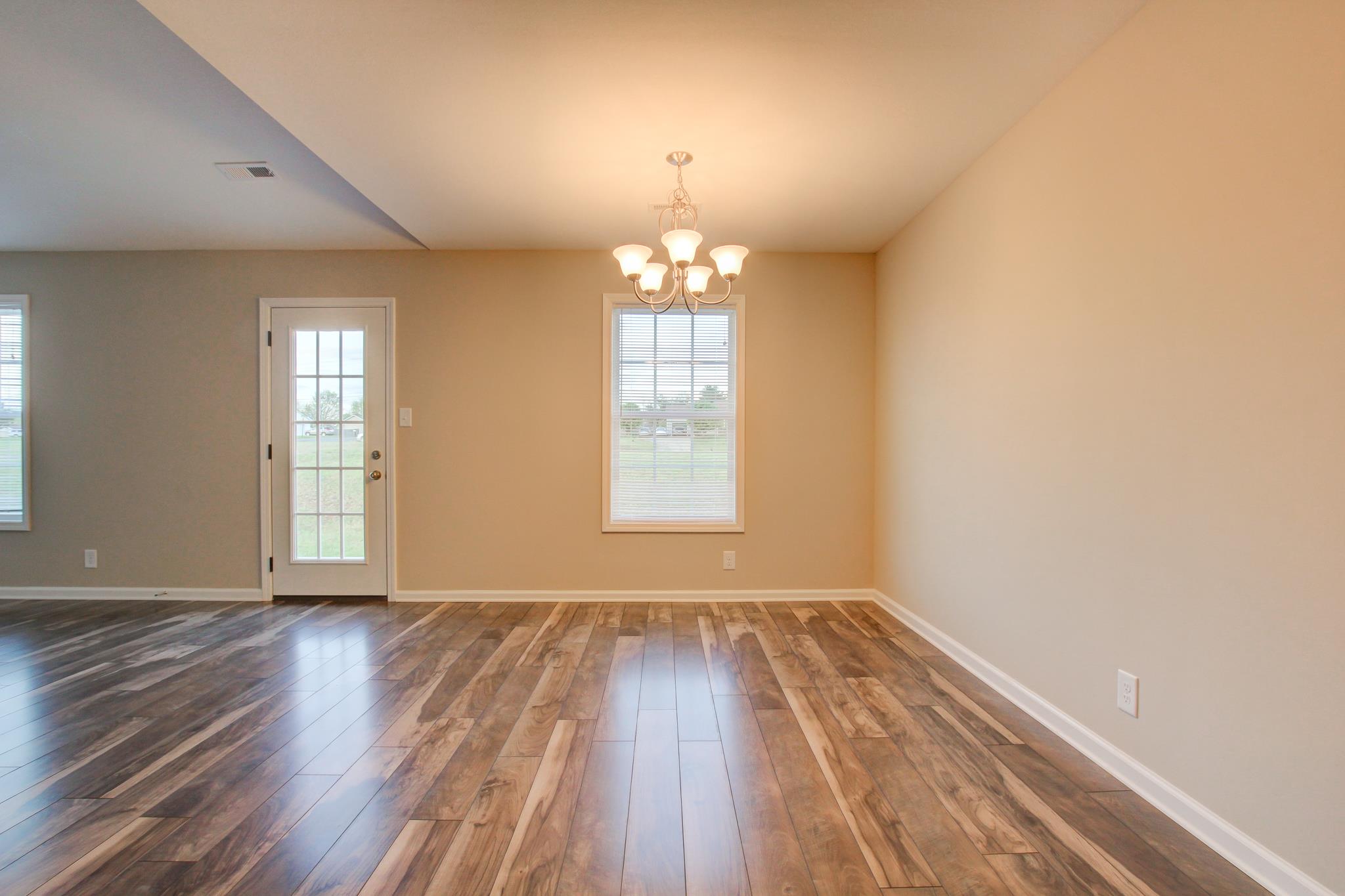 105 Kentucky Ridge Oak Grove, KY 42262 - Photo 5 of 16 Gallery Image 5