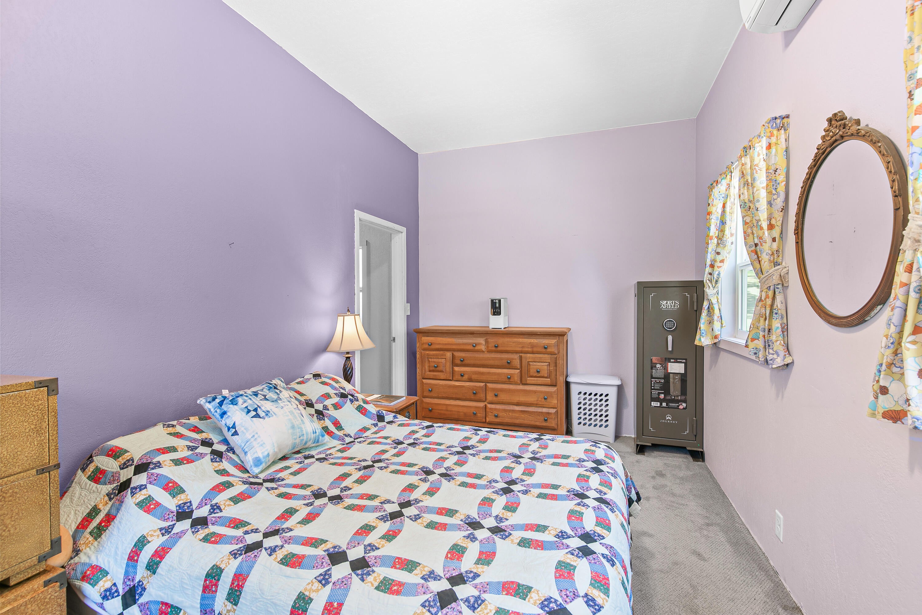 4780 Andrews Road Medford, OR 97501 - Photo 20 of 47 Downstairs Bedroom