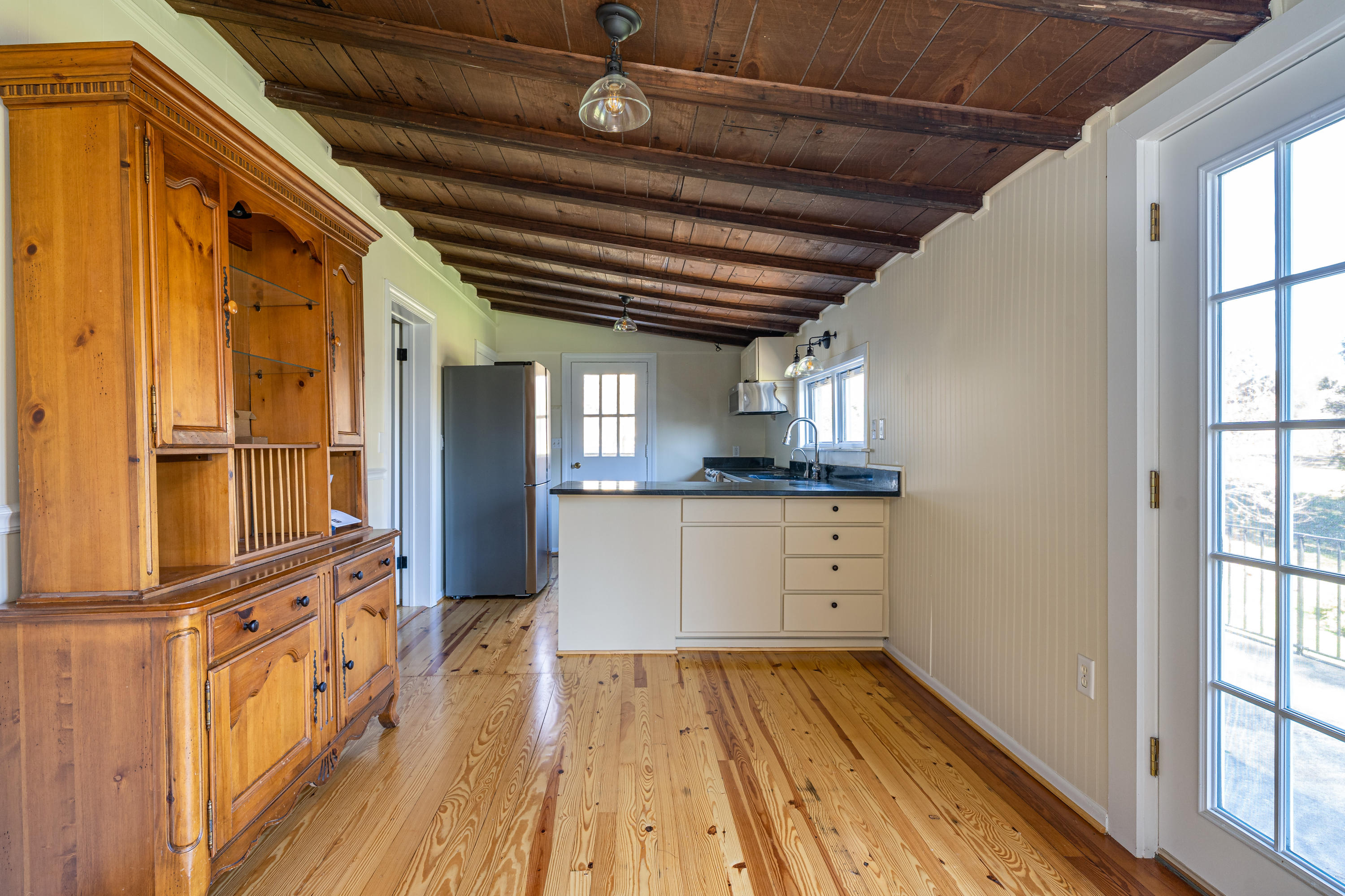 3155 Patterson Mill Road Bedford, VA 24523 - Photo 6 of 19 Kitchen