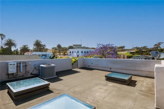 $1,700,000 | 726 West 37th Street, San Pedro, CA 90731