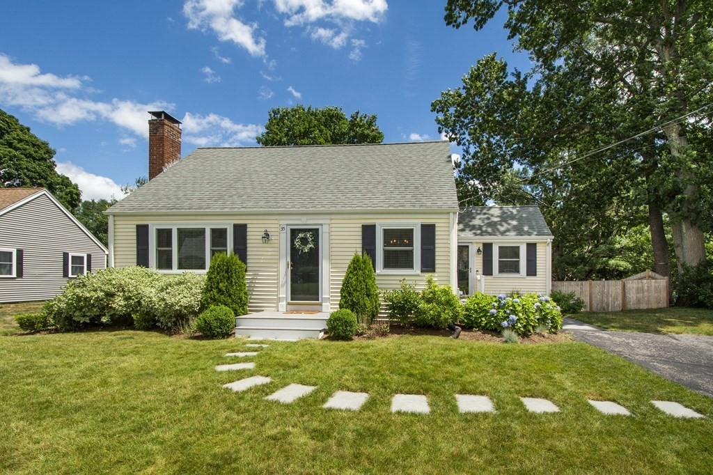 35 Gerard Road Norwell, MA 02061 - Photo 1 of 31