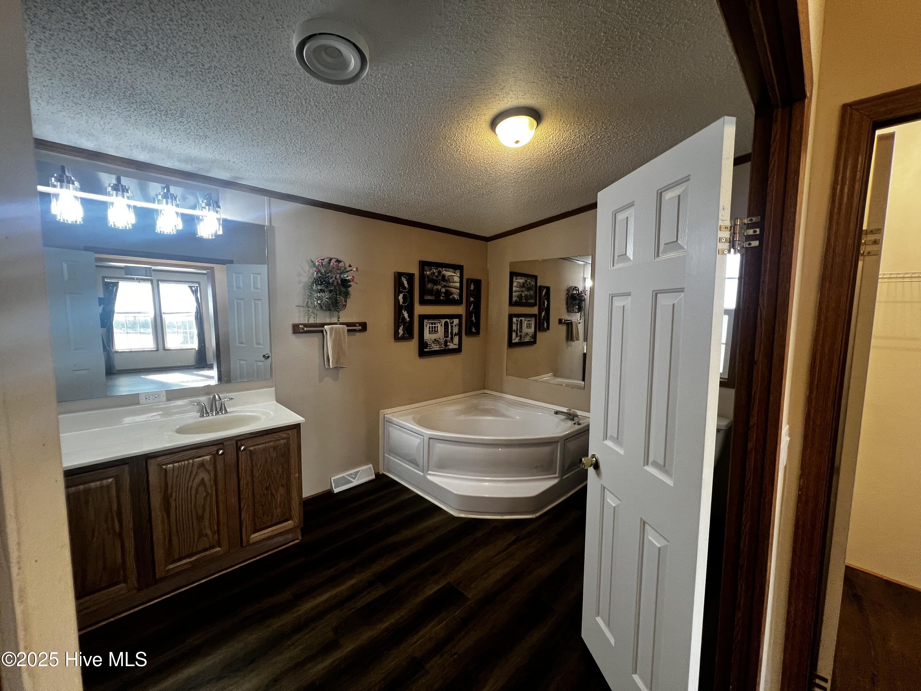 688 Georgia Pacific Road Whiteville, NC 28472 - Photo 13 of 49 IMG_2002