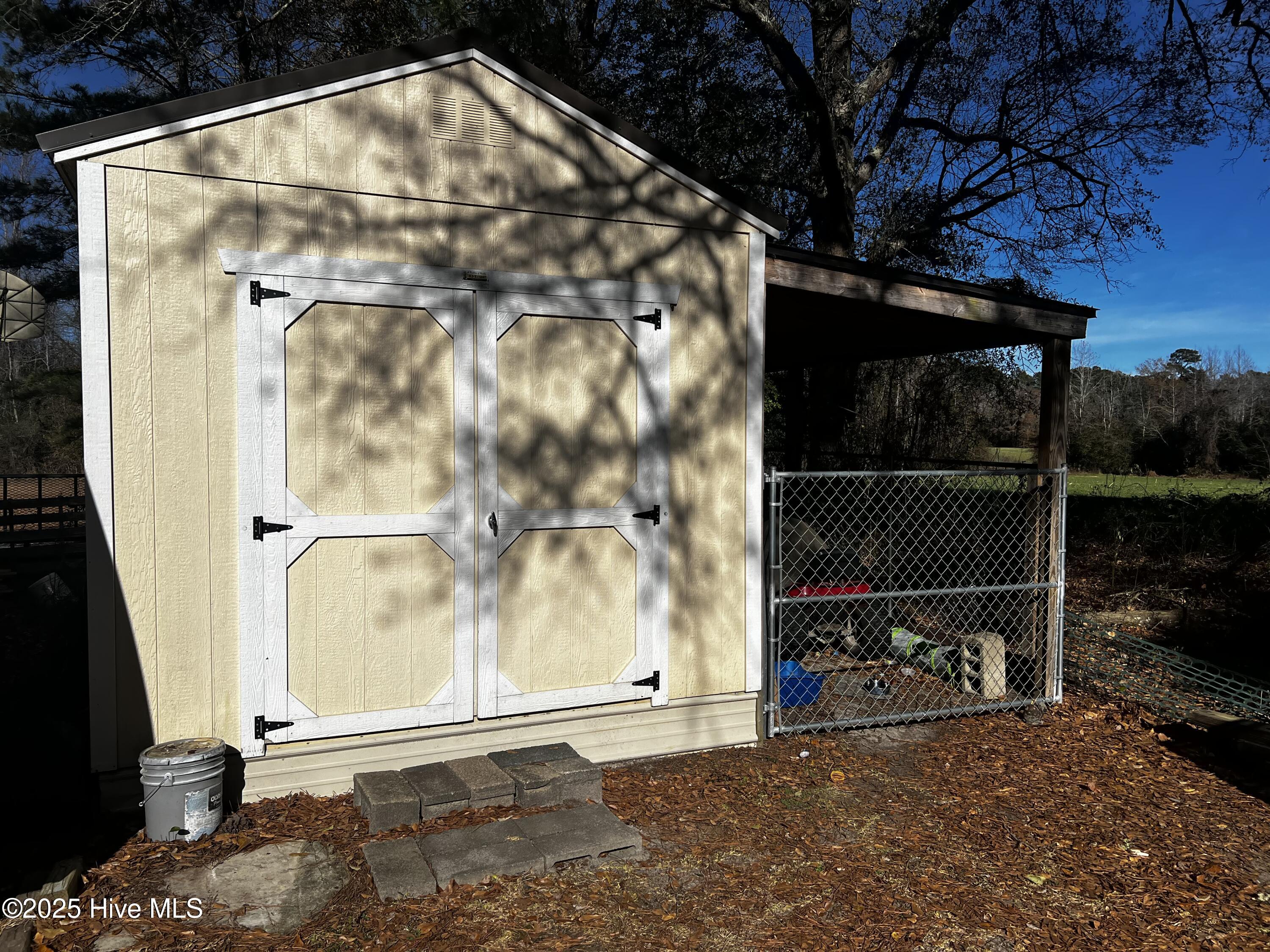 688 Georgia Pacific Road Whiteville, NC 28472 - Photo 40 of 49 IMG_2013