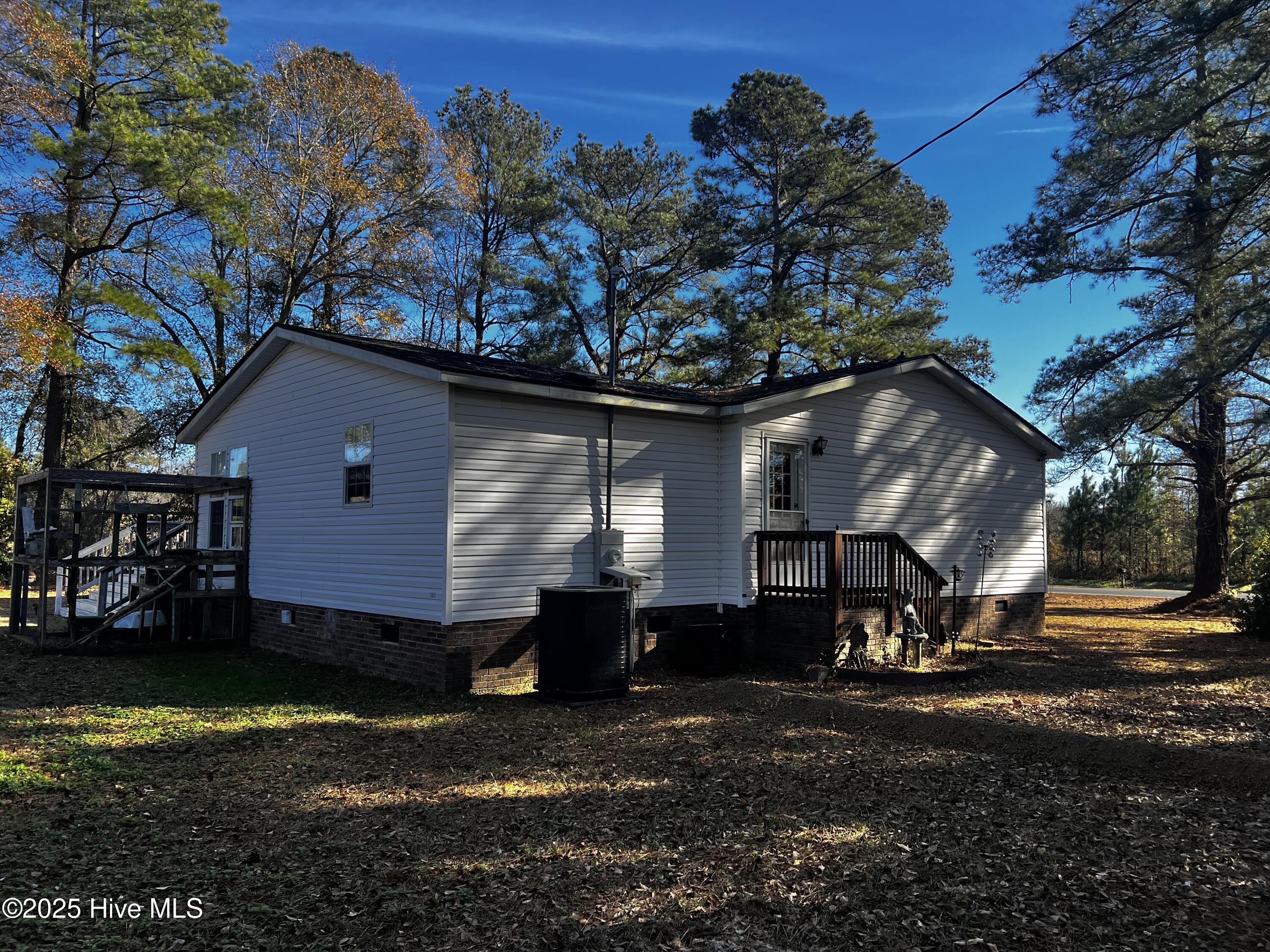 688 Georgia Pacific Road Whiteville, NC 28472 - Photo 42 of 49 IMG_2017