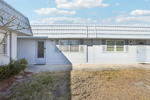 $104,900 | 202 Bedford Trail, Unit 116, Sun City Center, FL 33573