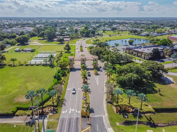 $104,900 | 202 Bedford Trail, Unit 116, Sun City Center, FL 33573
