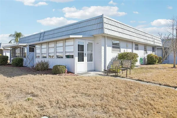 $104,900 | 202 Bedford Trail, Unit 116, Sun City Center, FL 33573