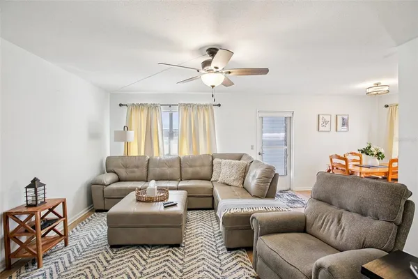 $104,900 | 202 Bedford Trail, Unit 116, Sun City Center, FL 33573