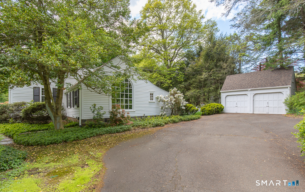 446 Amity Road Woodbridge, CT 06525 - Photo 36 of 40