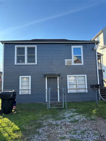 $950 | 2725 Rutland Street, Houston, TX 77008