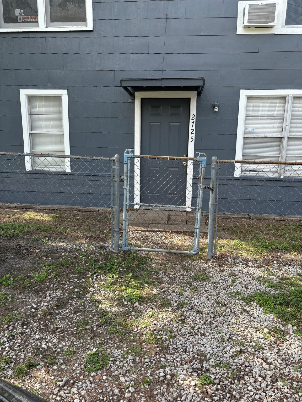 2725 Rutland Street Houston, TX 77008 - Photo 8 of 9