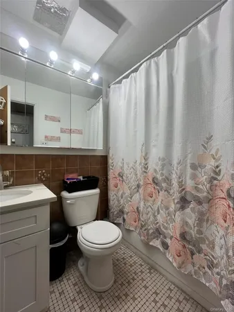 $1,990,000 | 87-33 Elmhurst Avenue | Elmhurst