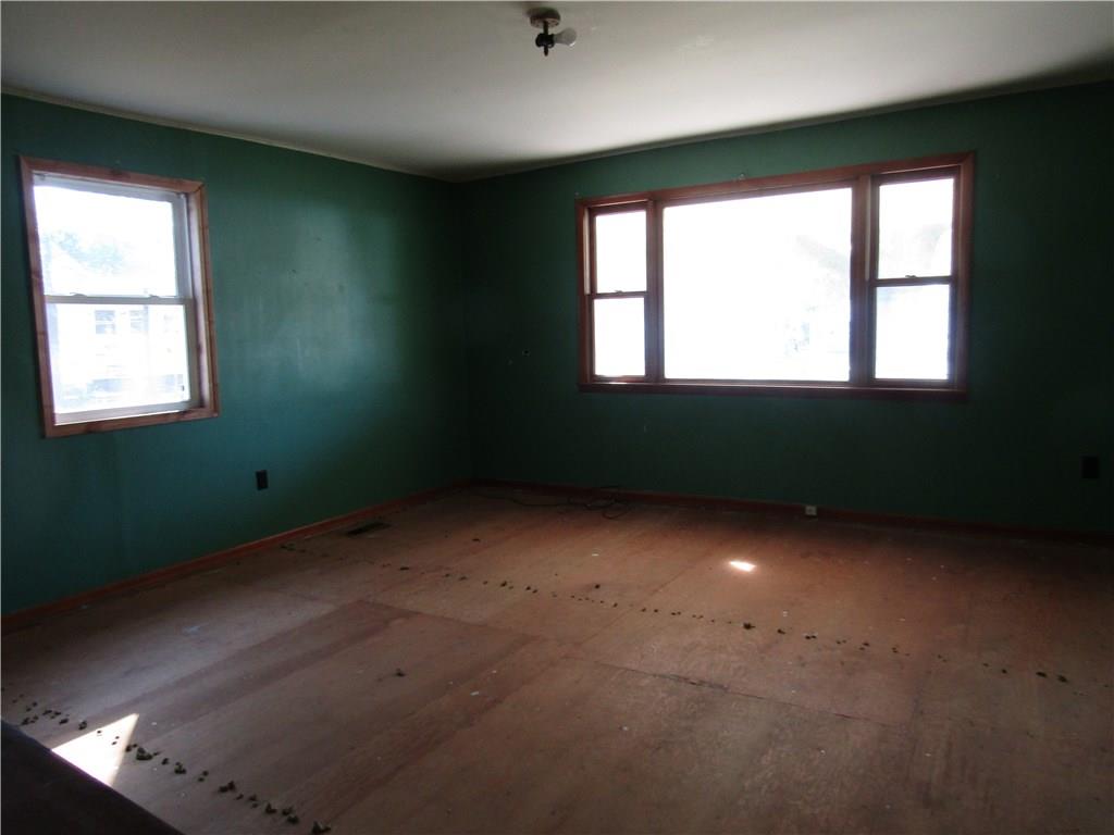 1275 Jonesville Road Columbus, IN 47201 - Photo 3 of 12 Gallery Image 3