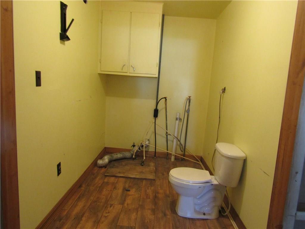 1275 Jonesville Road Columbus, IN 47201 - Photo 6 of 12 Gallery Image 6