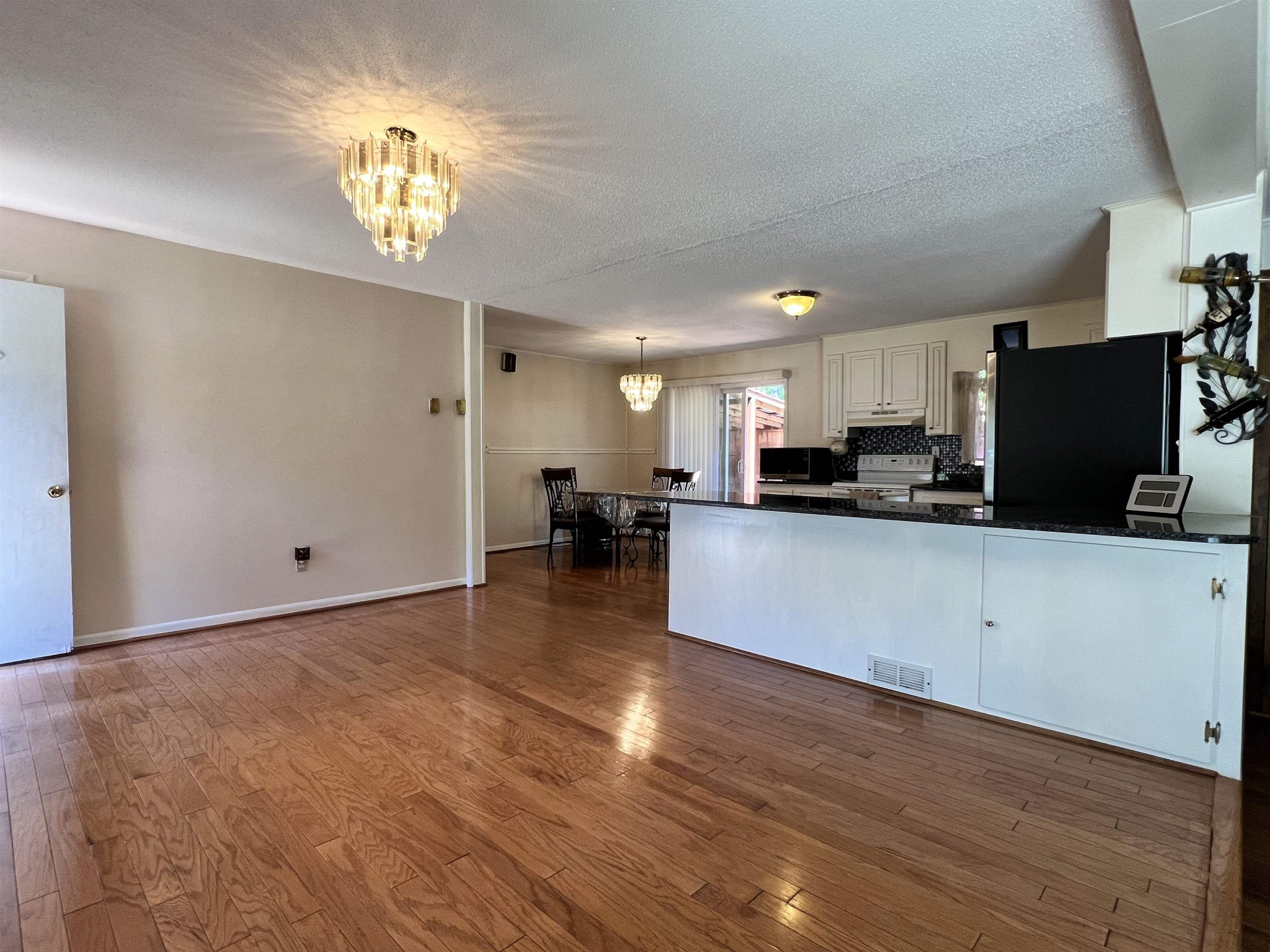 624 Woodland Road Raleigh, NC 27603 - Photo 6 of 29 Photo 6