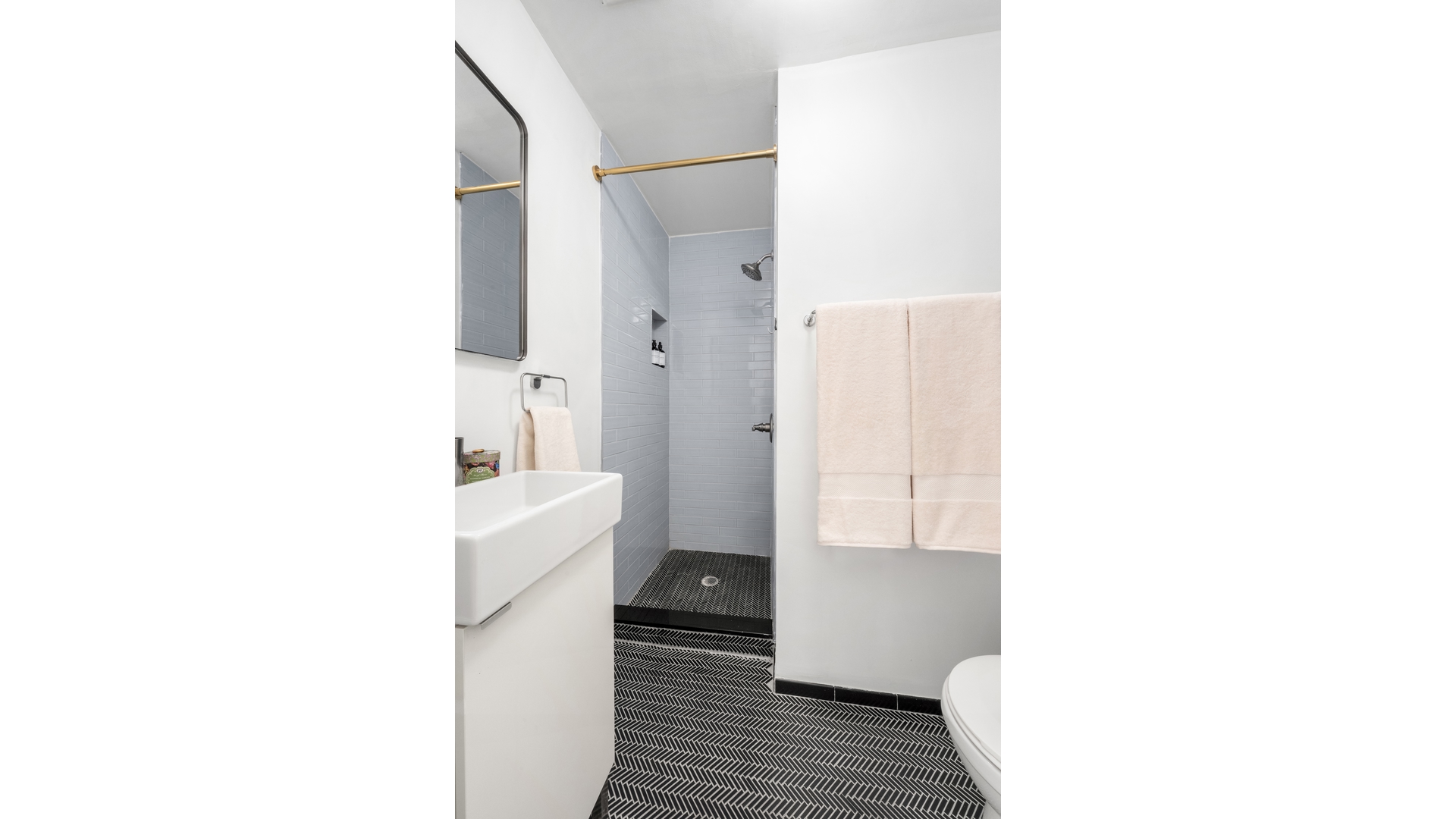 8 Harrison Street, Unit 4 Manhattan, NY 10013 - Photo 11 of 14