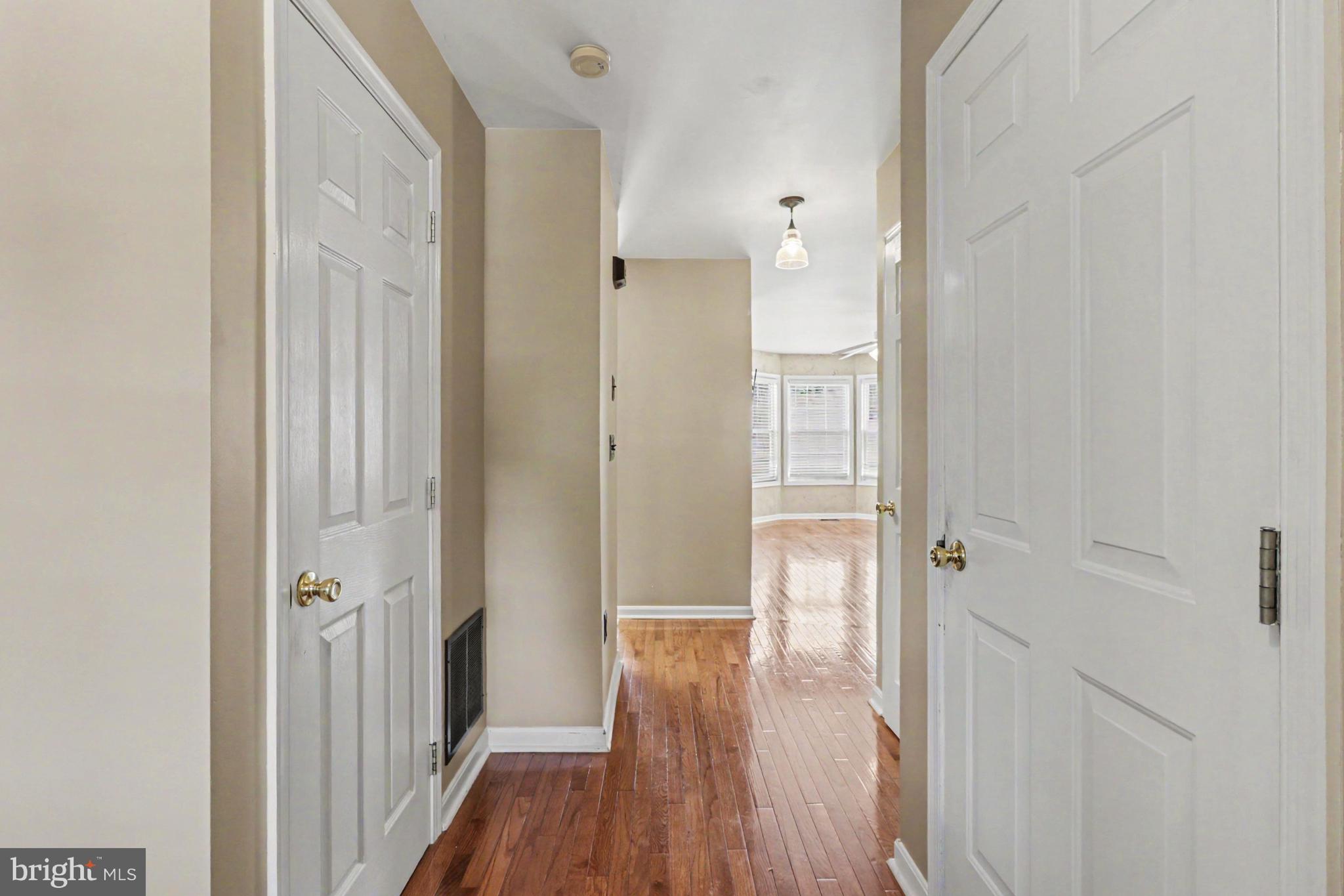 203 Silver Leaf Ridge Harrisburg, PA 17110 - Photo 5 of 35
