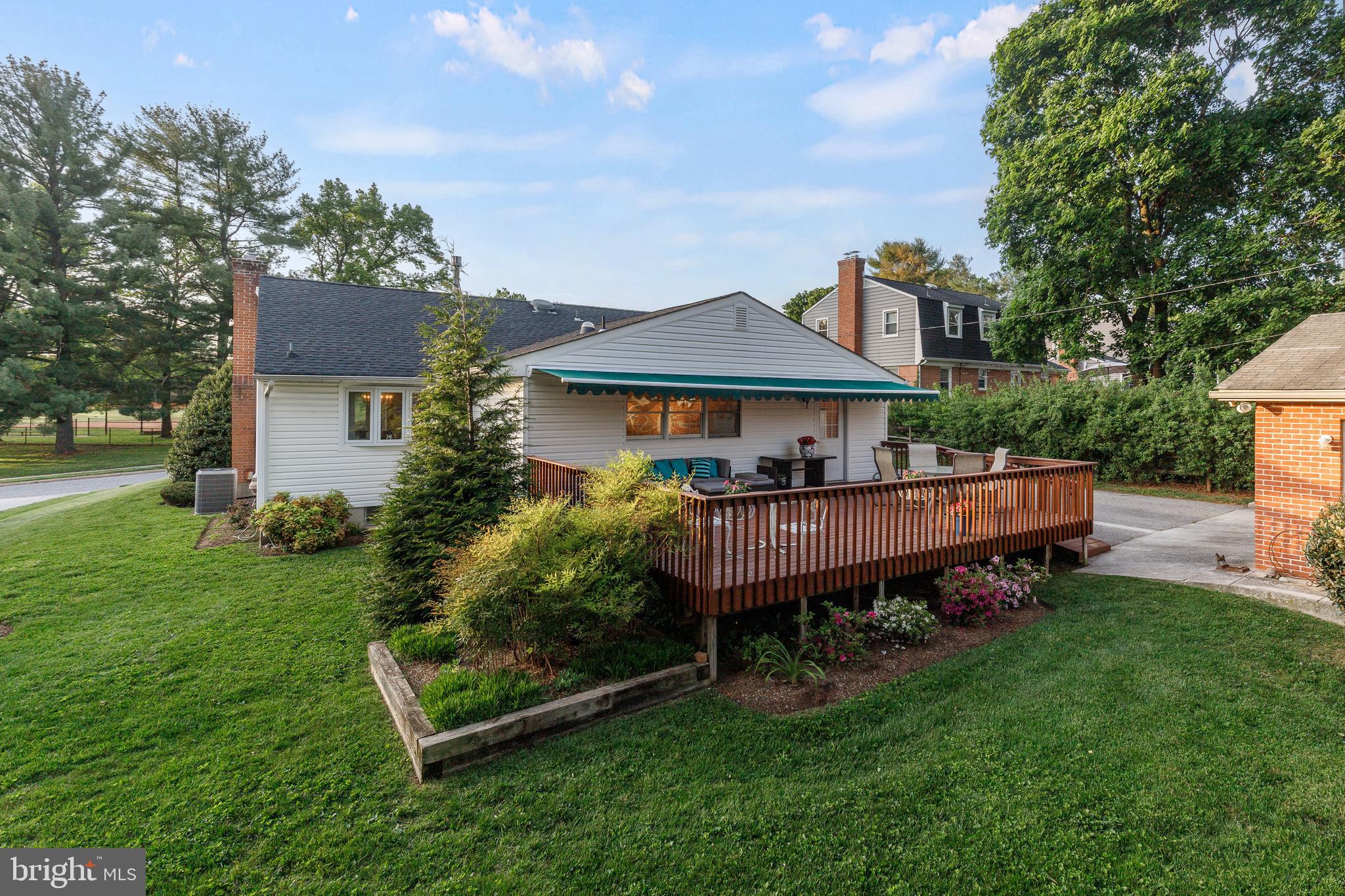 225 Treherne Road Lutherville-Timonium, MD 21093 - Photo 3 of 38 Low maintenance yard
