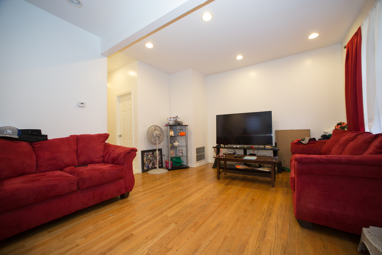 428 North Harding Avenue Chicago, IL 60624 - Photo 3 of 22