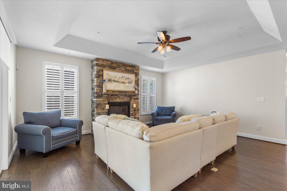13904 Ensign Road Solomons, MD 20688 - Photo 12 of 42 living room