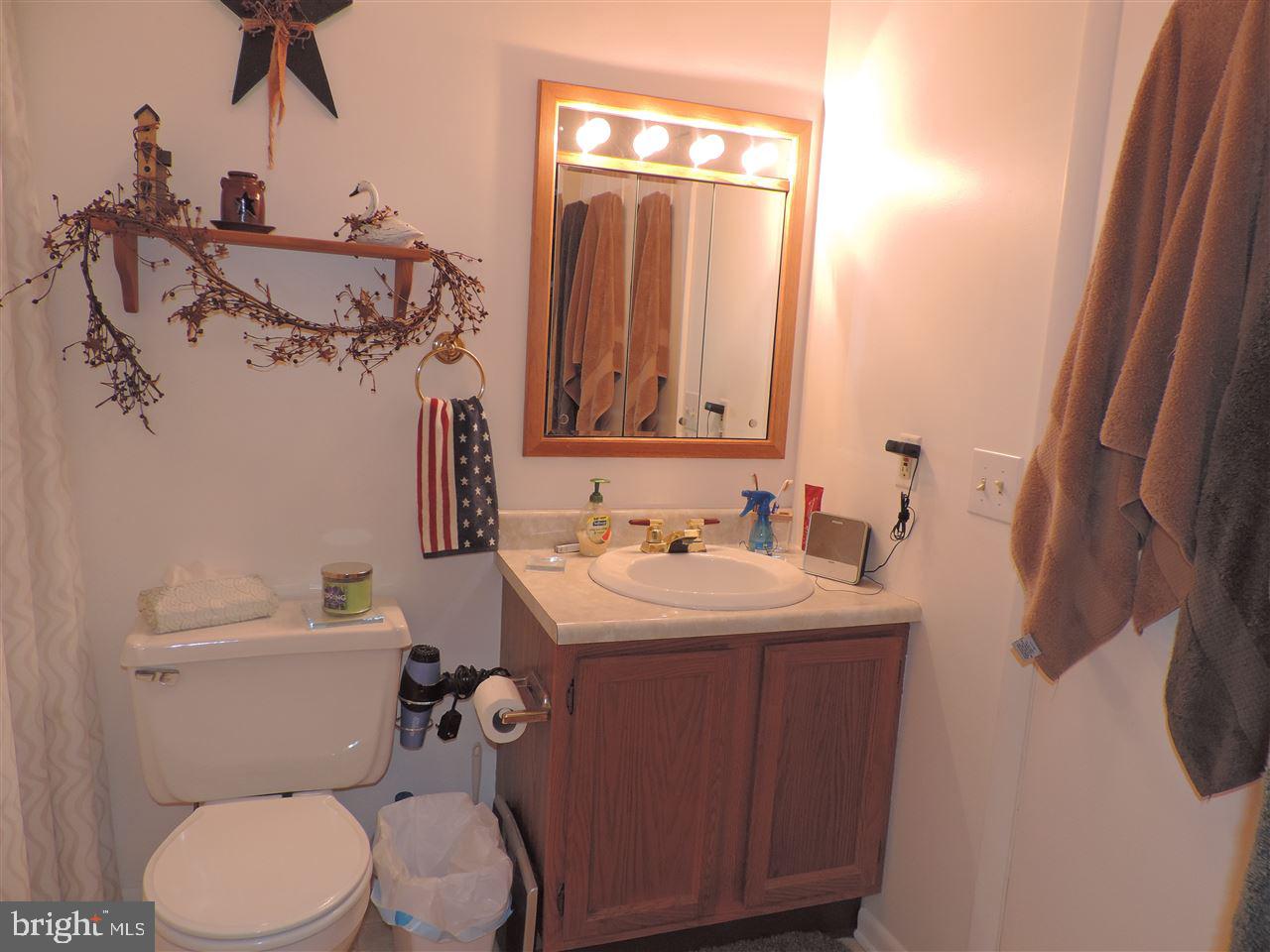 60 Greenleaf Road York, PA 17406 - Photo 6 of 9 Gallery Image 6