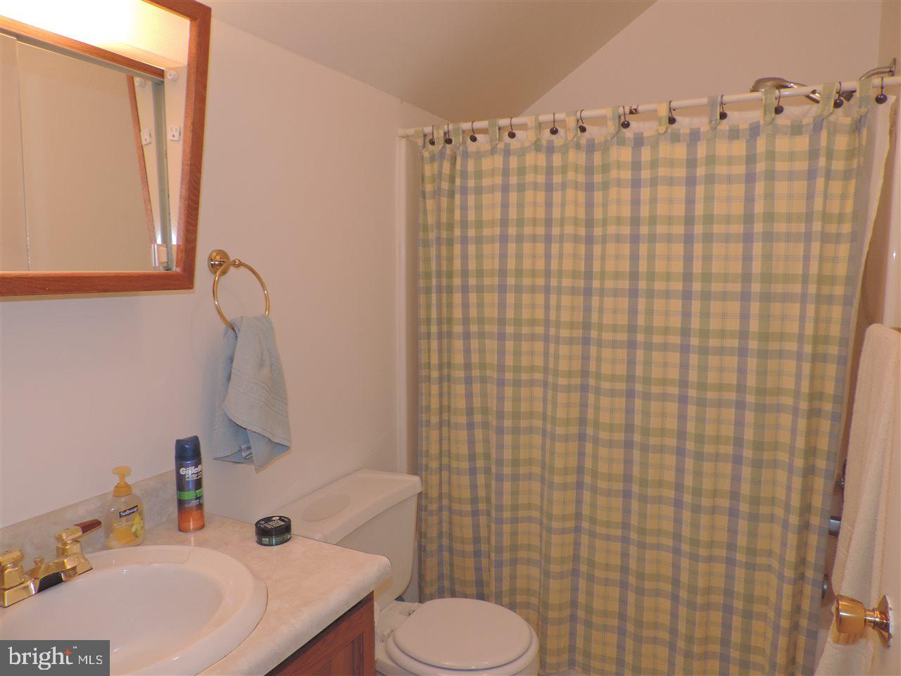 60 Greenleaf Road York, PA 17406 - Photo 7 of 9 Gallery Image 7