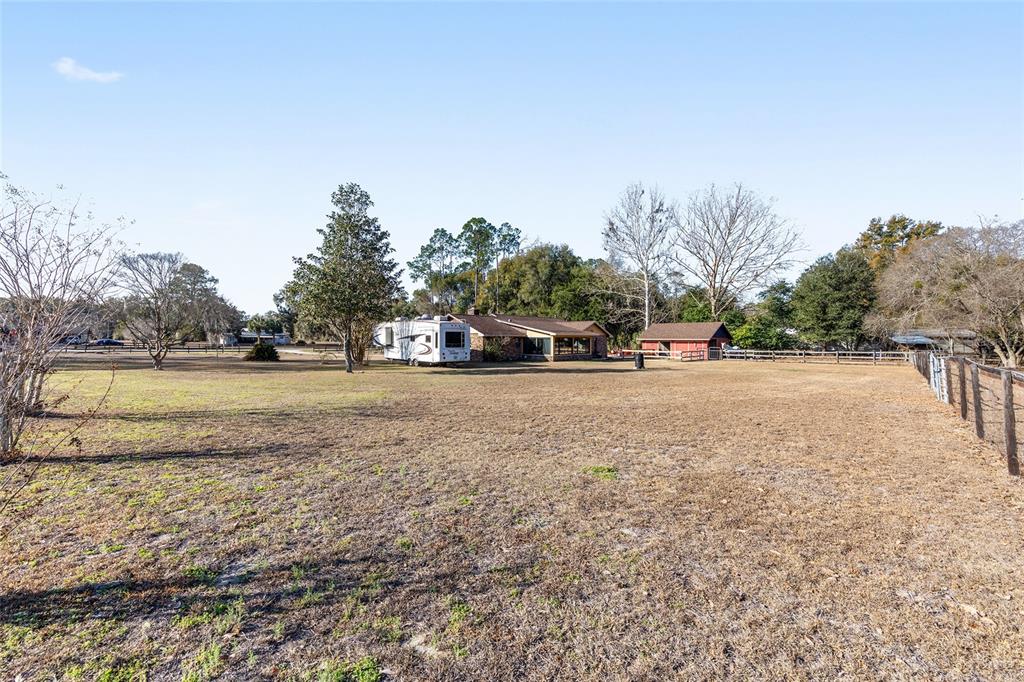 825 Northeast 165th Street Citra, FL 32113 - Photo 33 of 62