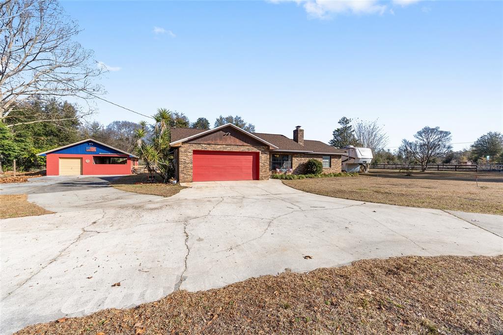 825 Northeast 165th Street Citra, FL 32113 - Photo 45 of 62 a view of parking area
