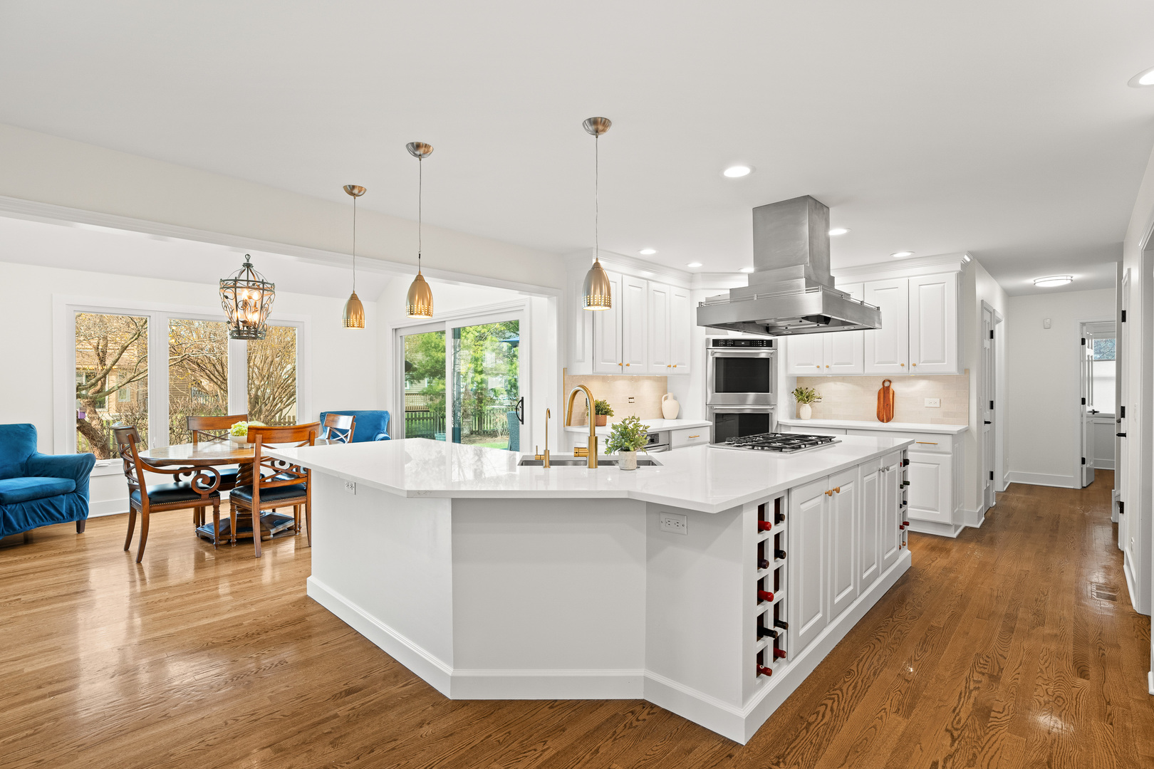 2791 Spinner Court Naperville, IL 60565 - Photo 2 of 39