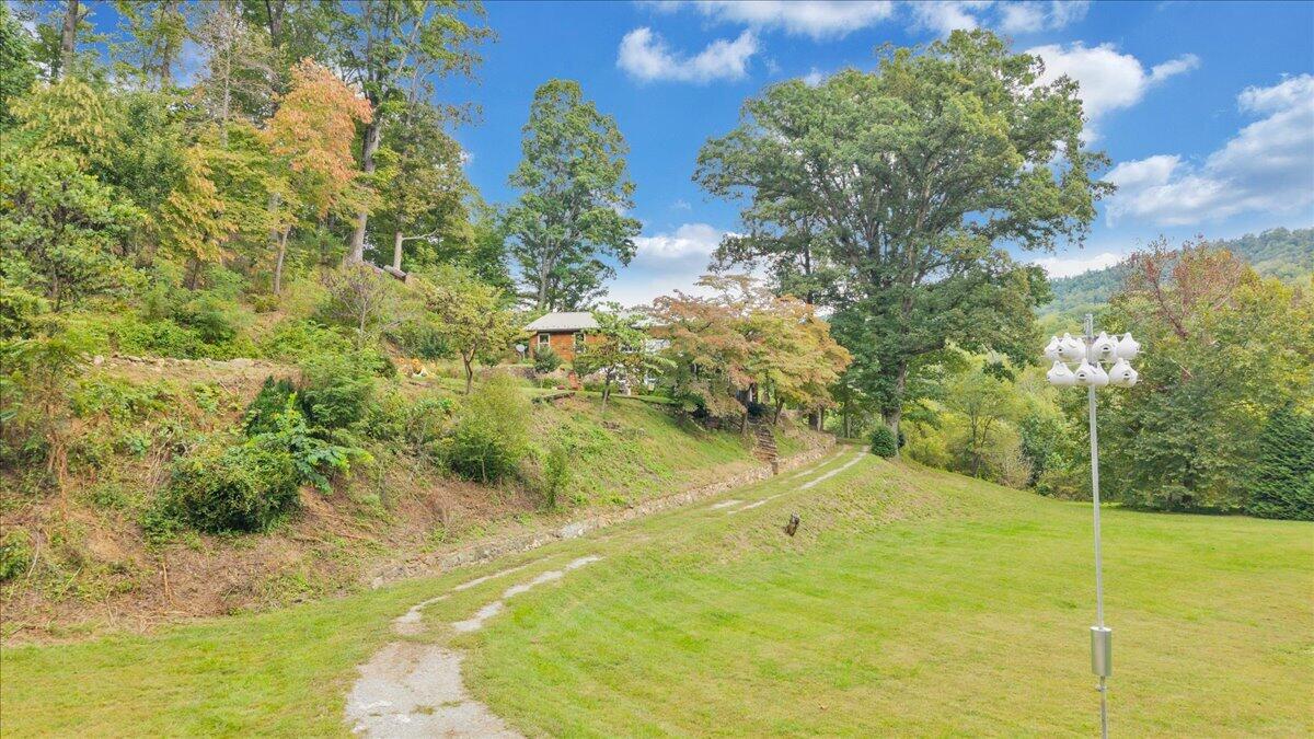 7965 Franklin Road Boones Mill, VA 24065 - Photo 100 of 114 118-DJI_20260928150416_0366_D