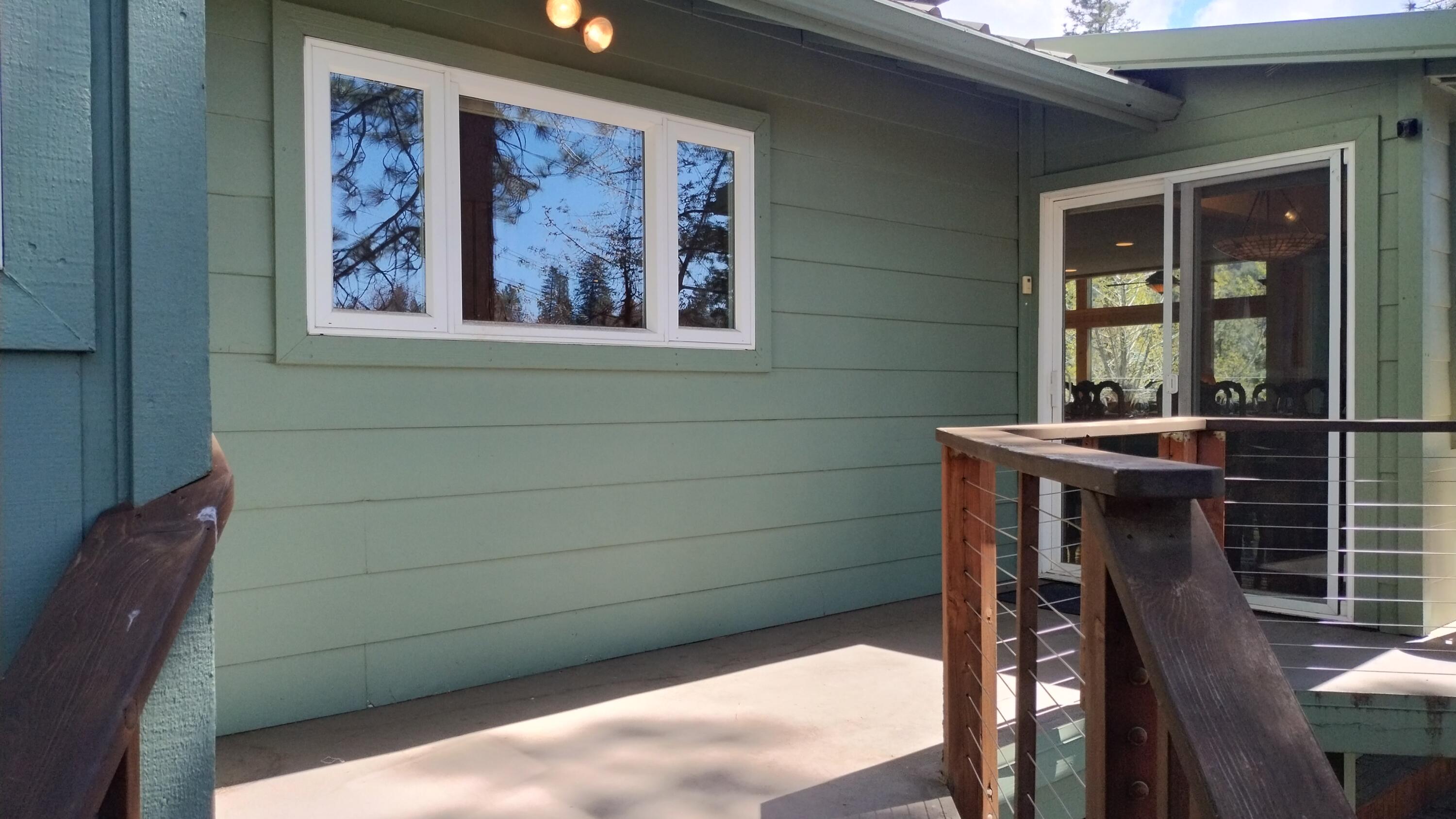 339 View Drive Springville, CA 93265 - Photo 103 of 109 104-Deck leading towards dining room sli