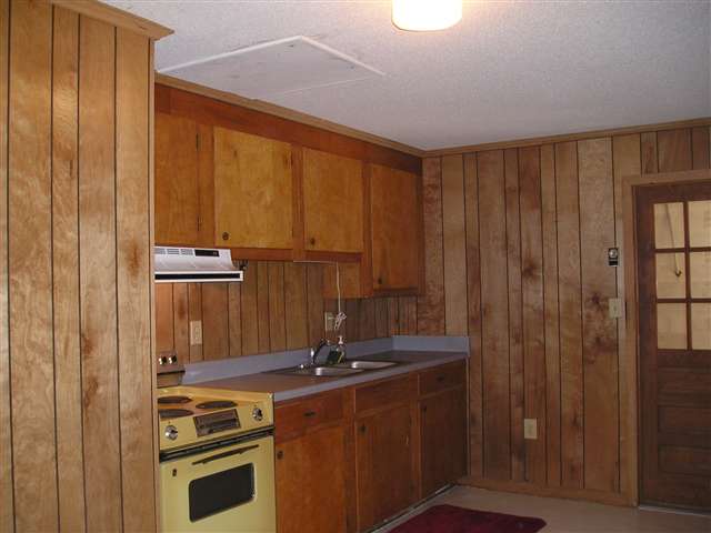 1630 Davis Creek Road Seneca, SC 29678 - Photo 18 of 25 Gallery Image 18