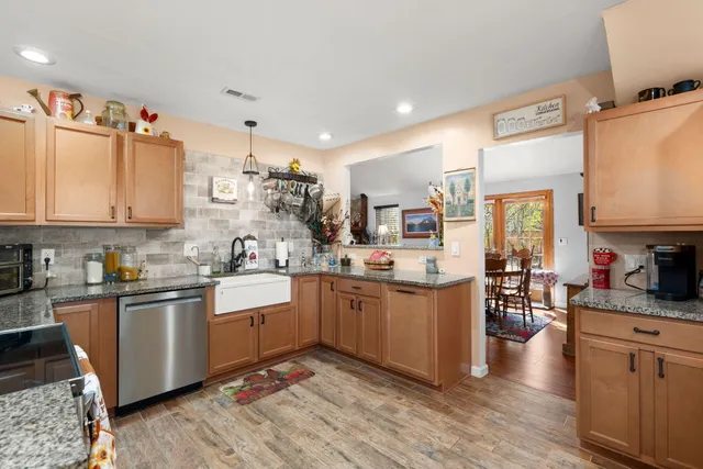 $359,900 | 133 Bridgecreek Drive, Goose Creek, SC 29445