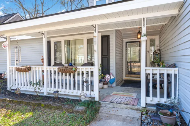 $359,900 | 133 Bridgecreek Drive, Goose Creek, SC 29445