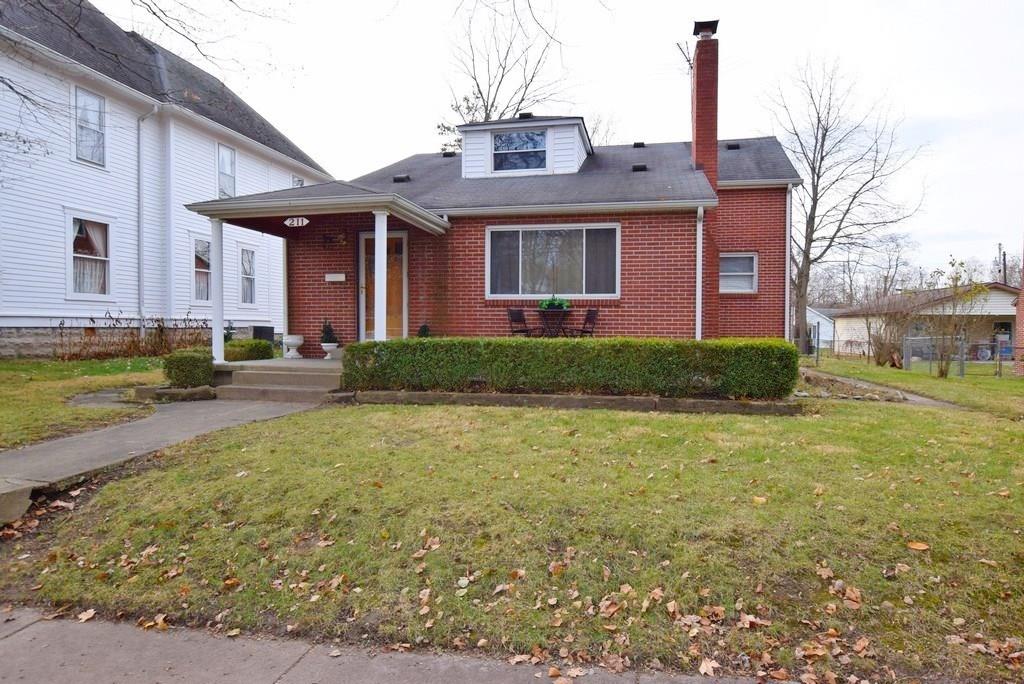 211 North Pendleton Avenue Pendleton, IN 46064 - Photo 1 of 27