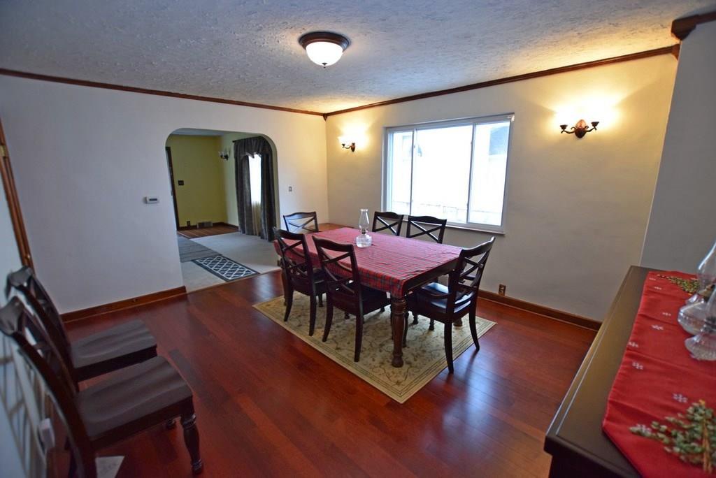 211 North Pendleton Avenue Pendleton, IN 46064 - Photo 11 of 27