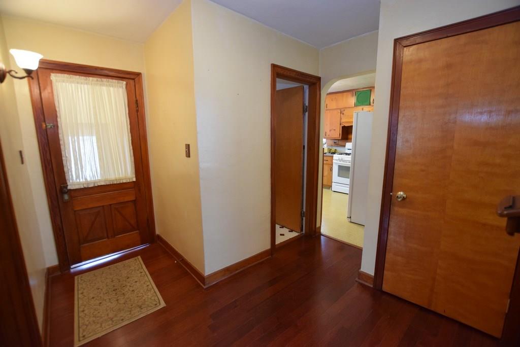 211 North Pendleton Avenue Pendleton, IN 46064 - Photo 16 of 27