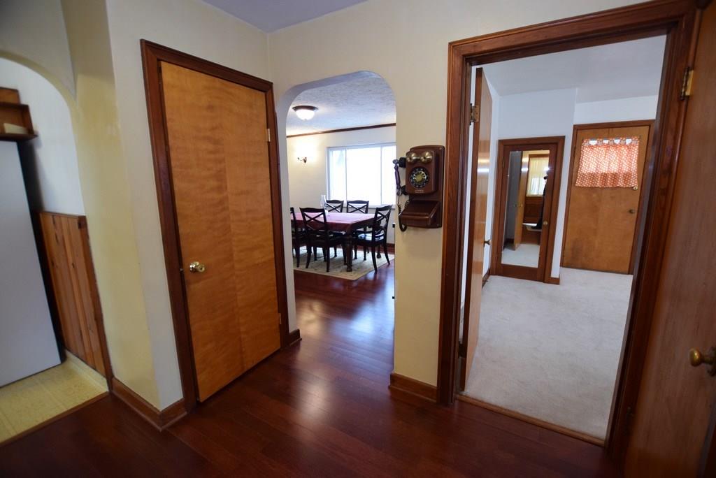 211 North Pendleton Avenue Pendleton, IN 46064 - Photo 17 of 27