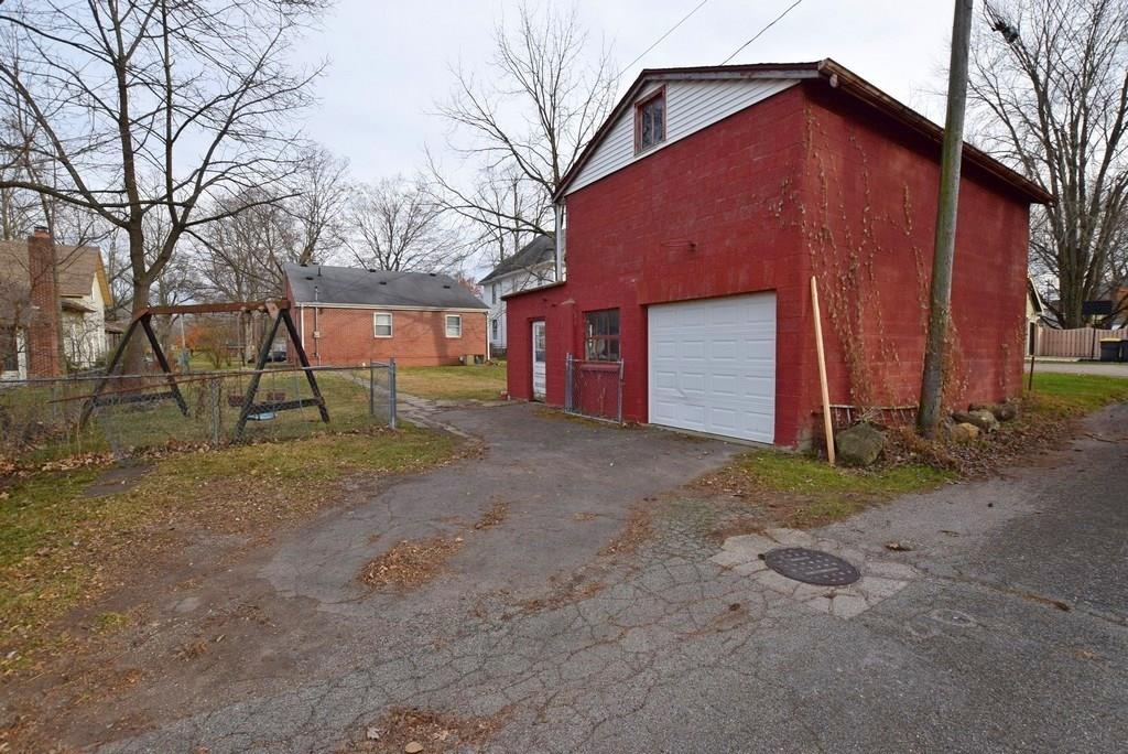 211 North Pendleton Avenue Pendleton, IN 46064 - Photo 25 of 27