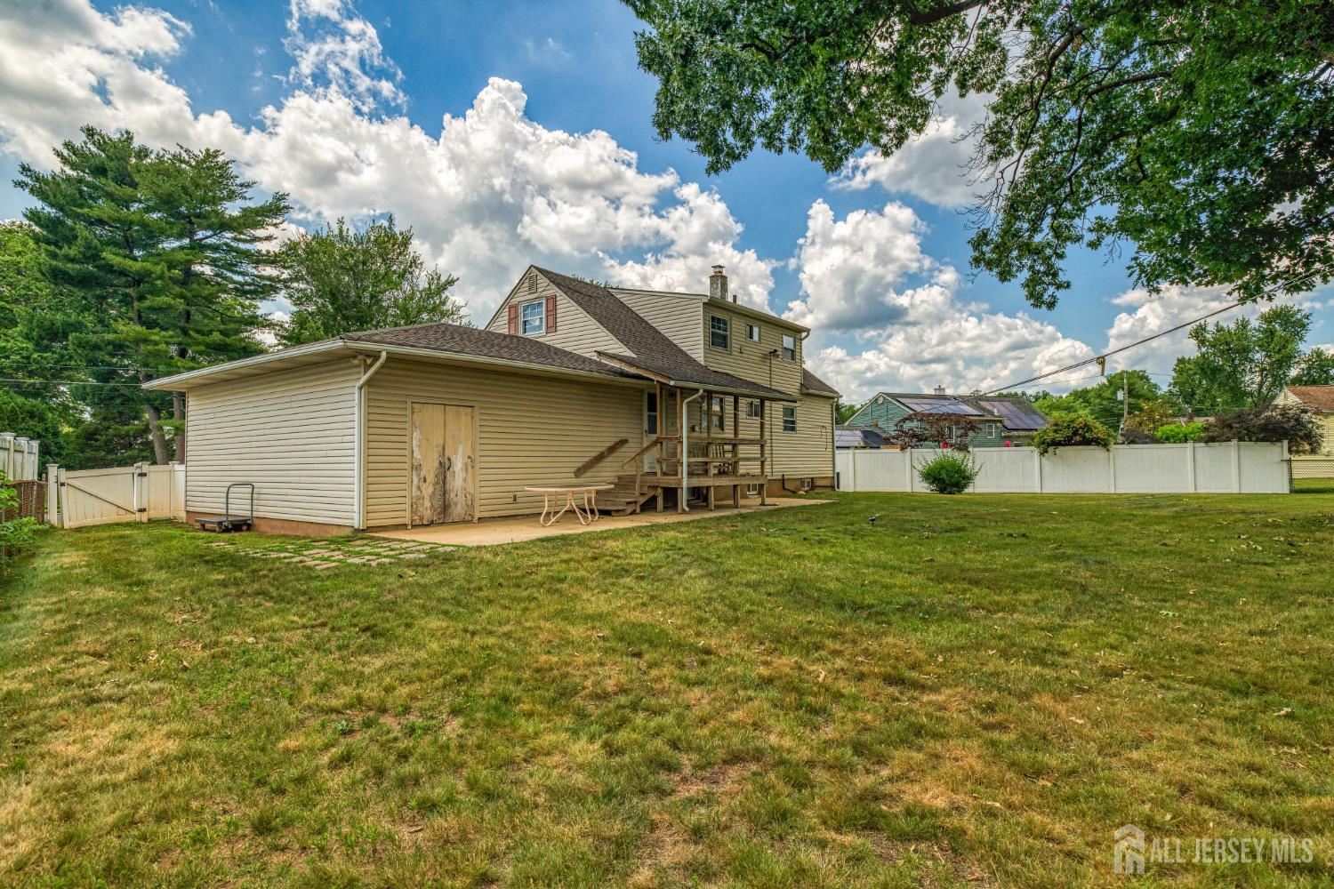3 Darwin Road Somerset, NJ 08873 - Photo 24 of 29