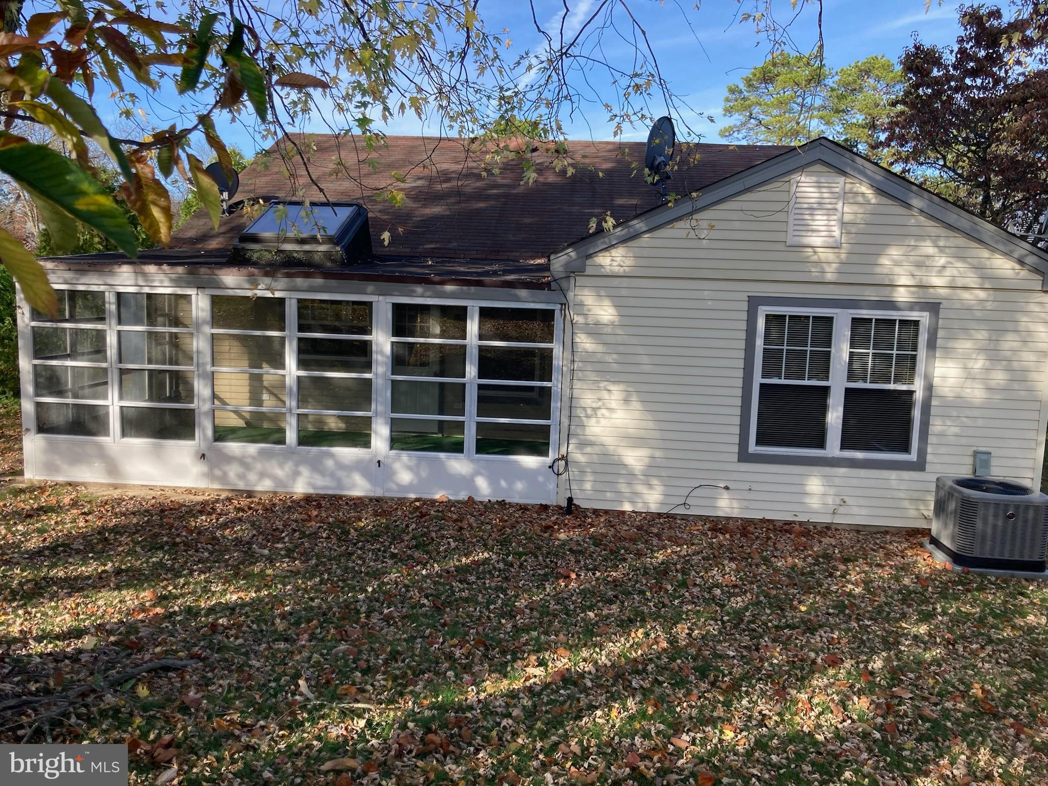 20 Dunstable Road Southampton, NJ 08088 - Photo 2 of 10