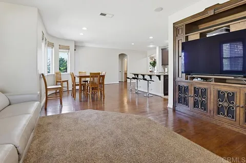 $1,570,000 | 810 Scenic Terrace Place, Chula Vista, CA 91914