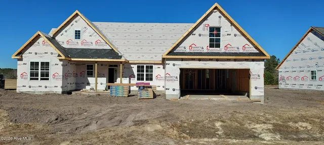 $391,500 | 113 Rolling Water Lane, Swansboro, NC 28584