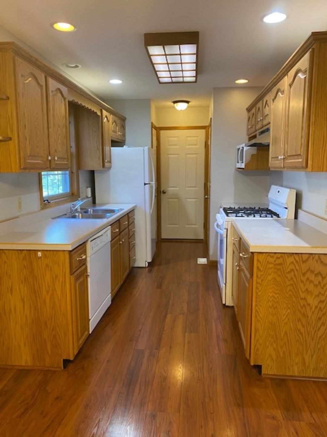 2712 South Danlyn Road Bloomington, IN 47403 - Photo 6 of 24 Gallery Image 6
