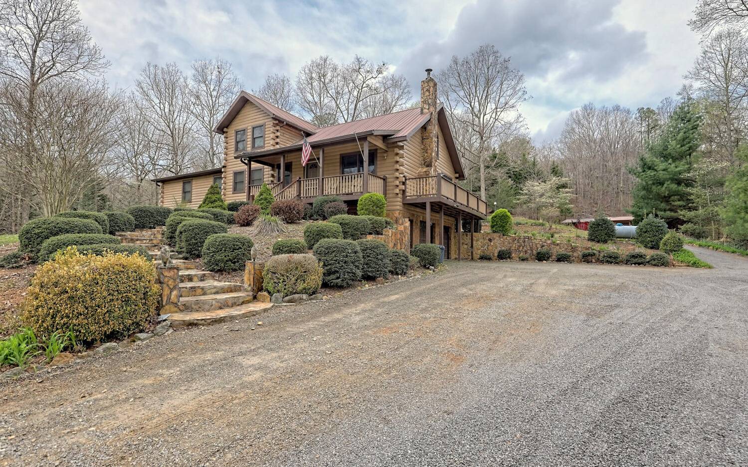 290 Timberwood Hills Road Murphy, NC 28906 - Photo 1 of 4 Main View